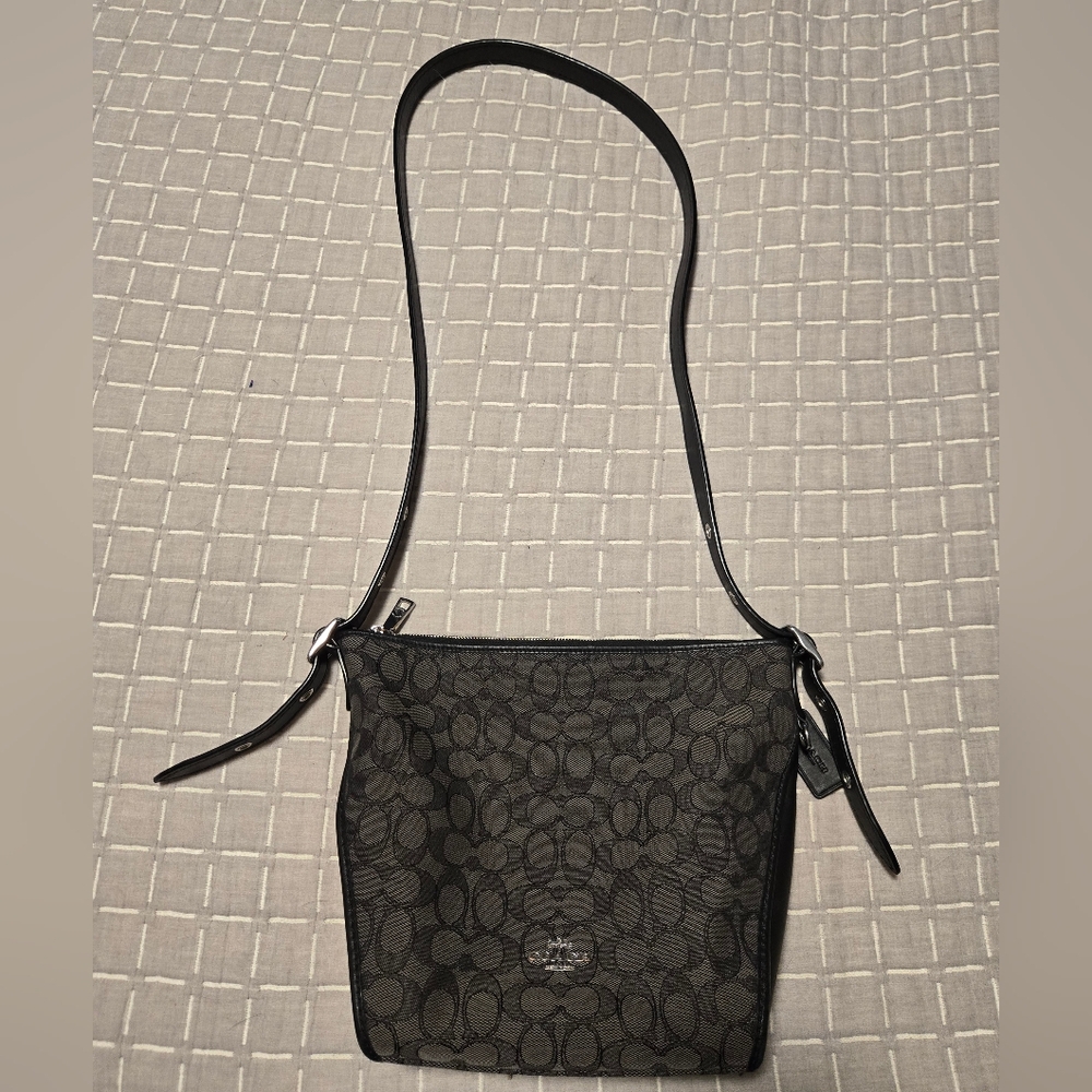 Coach Signature Shoulder Bag